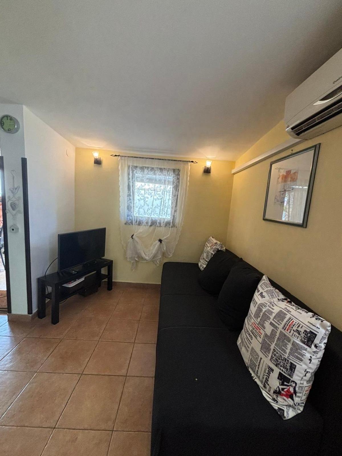 Apartment Kaucic Banjole Esterno foto